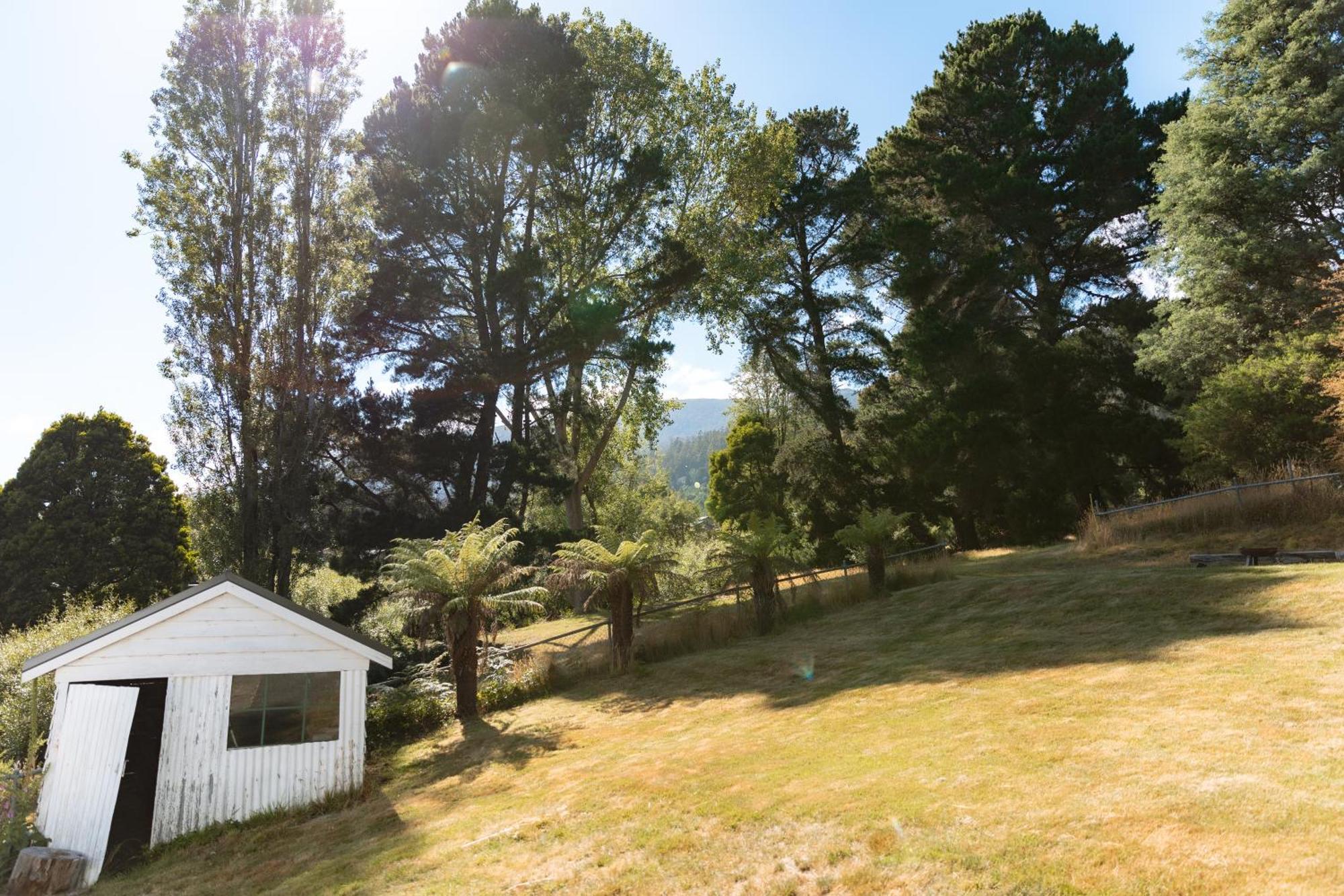 Maydena Chalet ภายนอก รูปภาพ
