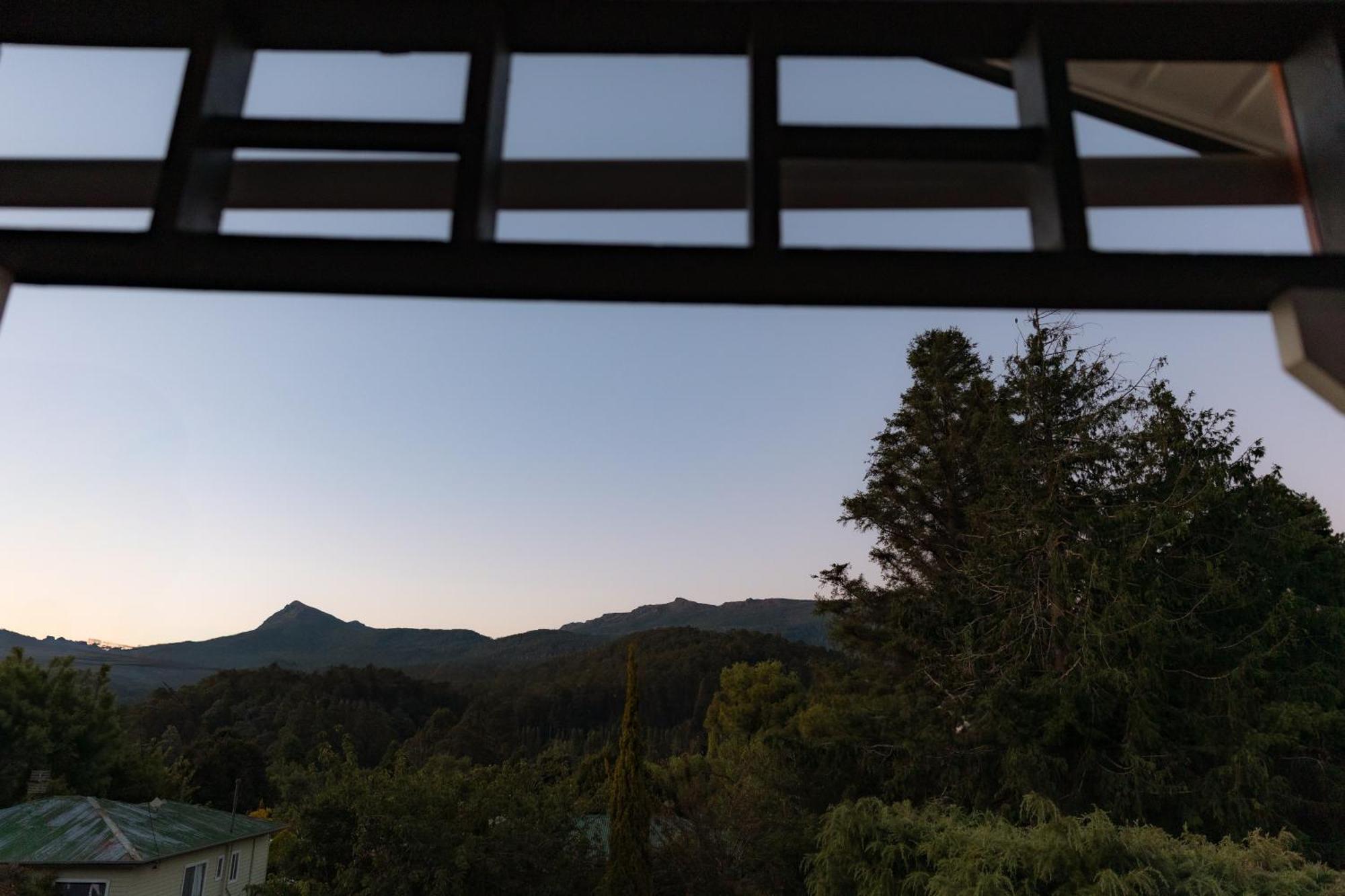 Maydena Chalet ภายนอก รูปภาพ